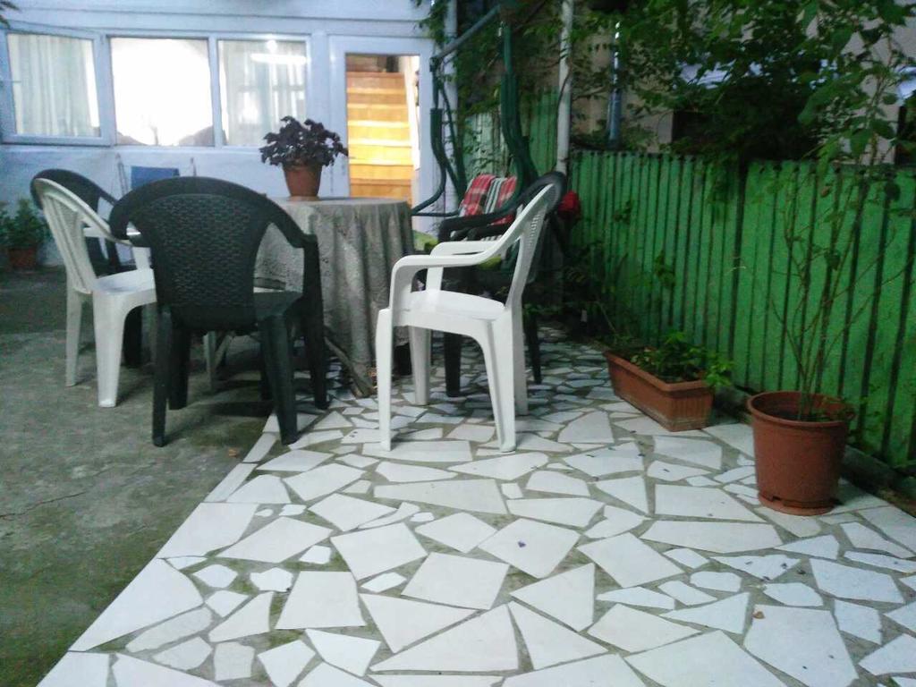Apartment Liko Tbilisi Bagian luar foto